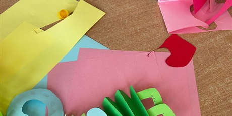 Powiększ grafikę: dzien-dinozaura-677239.jpg