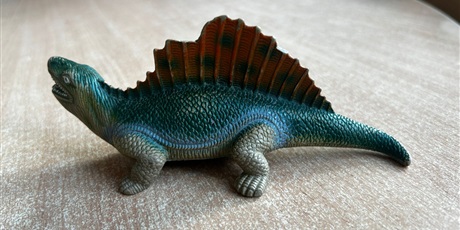 Powiększ grafikę: dzien-dinozaura-677247.jpg