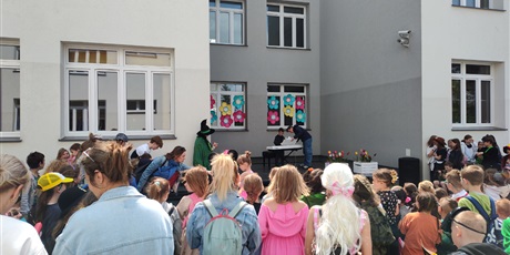Powiększ grafikę: dzien-dziecka-620408.jpg