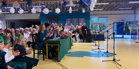 Powiększ grafikę: koledujmy-razem-665736.jpg