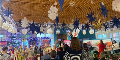 Powiększ grafikę: koledujmy-razem-665740.jpg