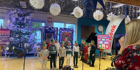 Powiększ grafikę: koledujmy-razem-665743.jpg