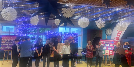 Powiększ grafikę: koledujmy-razem-665759.jpg