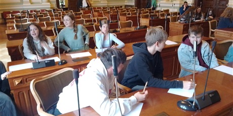 Powiększ grafikę: lekcja-obywatelska-w-radzie-miasta-gdanska-648838.jpg