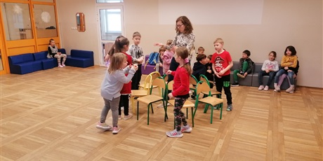 Powiększ grafikę: nasza-codziennosc-w-swietlicy-673726.jpg