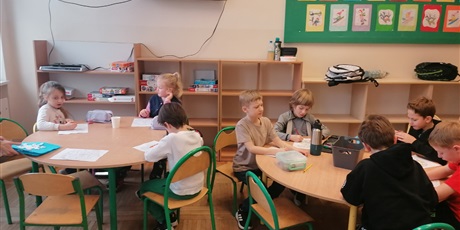 Powiększ grafikę: nasza-codziennosc-w-swietlicy-673729.jpg