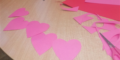 Powiększ grafikę: przygotowania-do-walentynek-673731.jpg