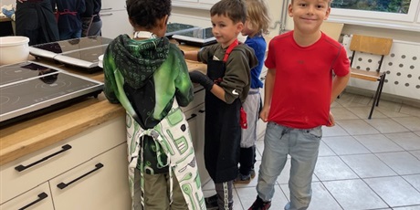 Powiększ grafikę: radosc-czytania-i-gotowania-656397.jpg