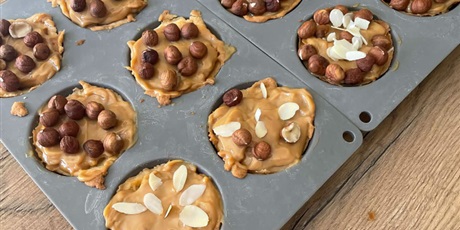 Powiększ grafikę: radosc-czytania-i-gotowania-685622.jpg