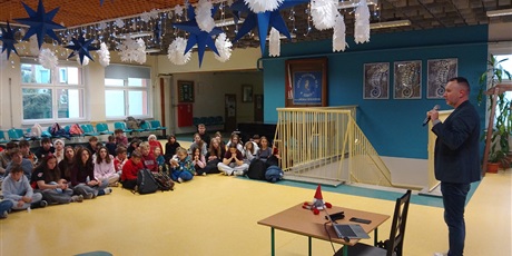 Powiększ grafikę: spotkanie-z-karolem-waznym-668806.jpg