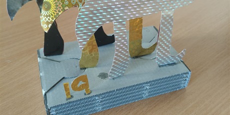 Powiększ grafikę: wyniki-konkursu-figurka-liczby-pi-oraz-matematyczna-pomoc-dydaktyczna-680248.jpg