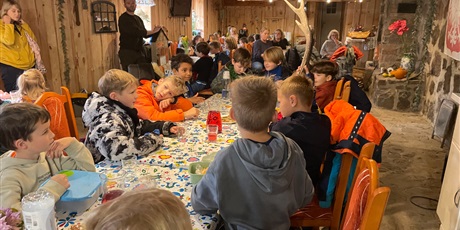 Powiększ grafikę: zagroda-edukacyjna-pod-lipa-658236.jpg