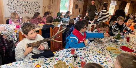 Powiększ grafikę: zagroda-edukacyjna-pod-lipa-658246.jpg