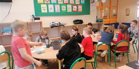 Powiększ grafikę: Świetlica